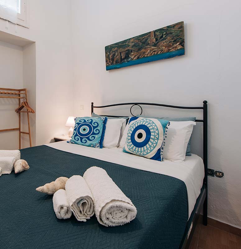 Το εσωτερικό του διαμερίσματος Κουζίνα στο YiaYias home στη Σίφνο