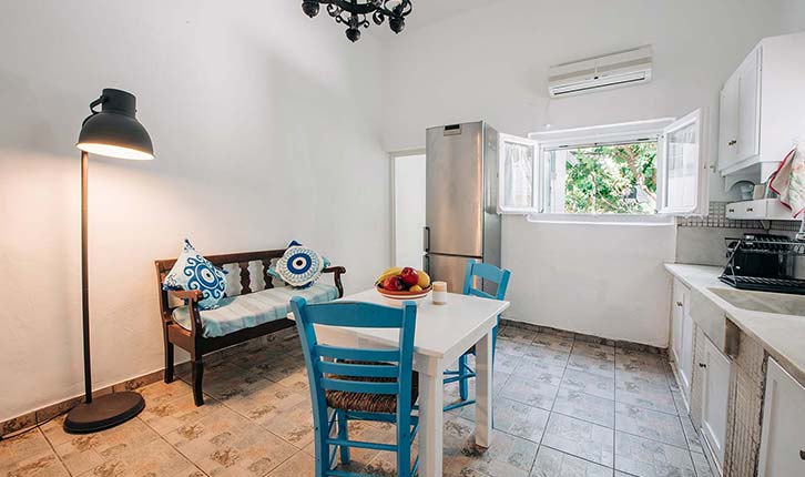 Διαμέρισμα η κουζίνα της Γιαγιάς στη Σίφνο