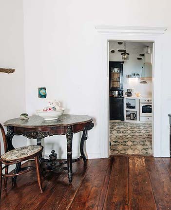 Το εσωτερικό του διαμερίσματος Σάλα