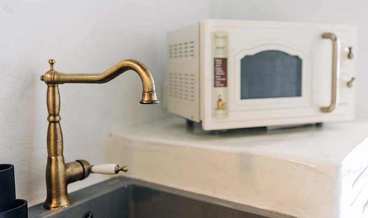 Εξοπλισμός κουζίνας στο διαμέρισμα Σάλα