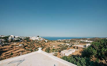 Πανοραμική θέα στη θάλασσα από το YiaYias home στη Σίφνο